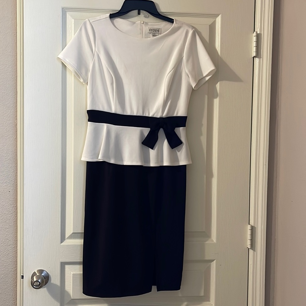 Enfocus studio dress size 6 black and white